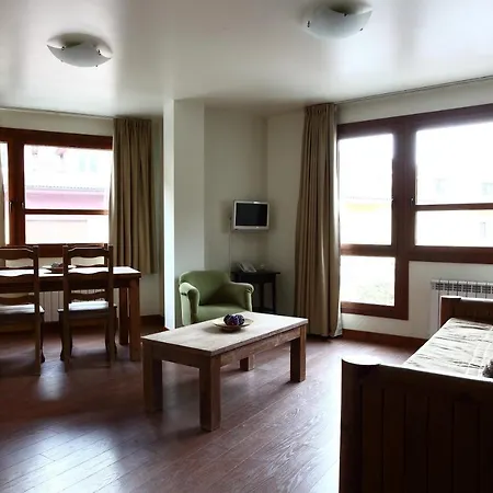 Aparthotel Cuirgu Turisticos Felechosa